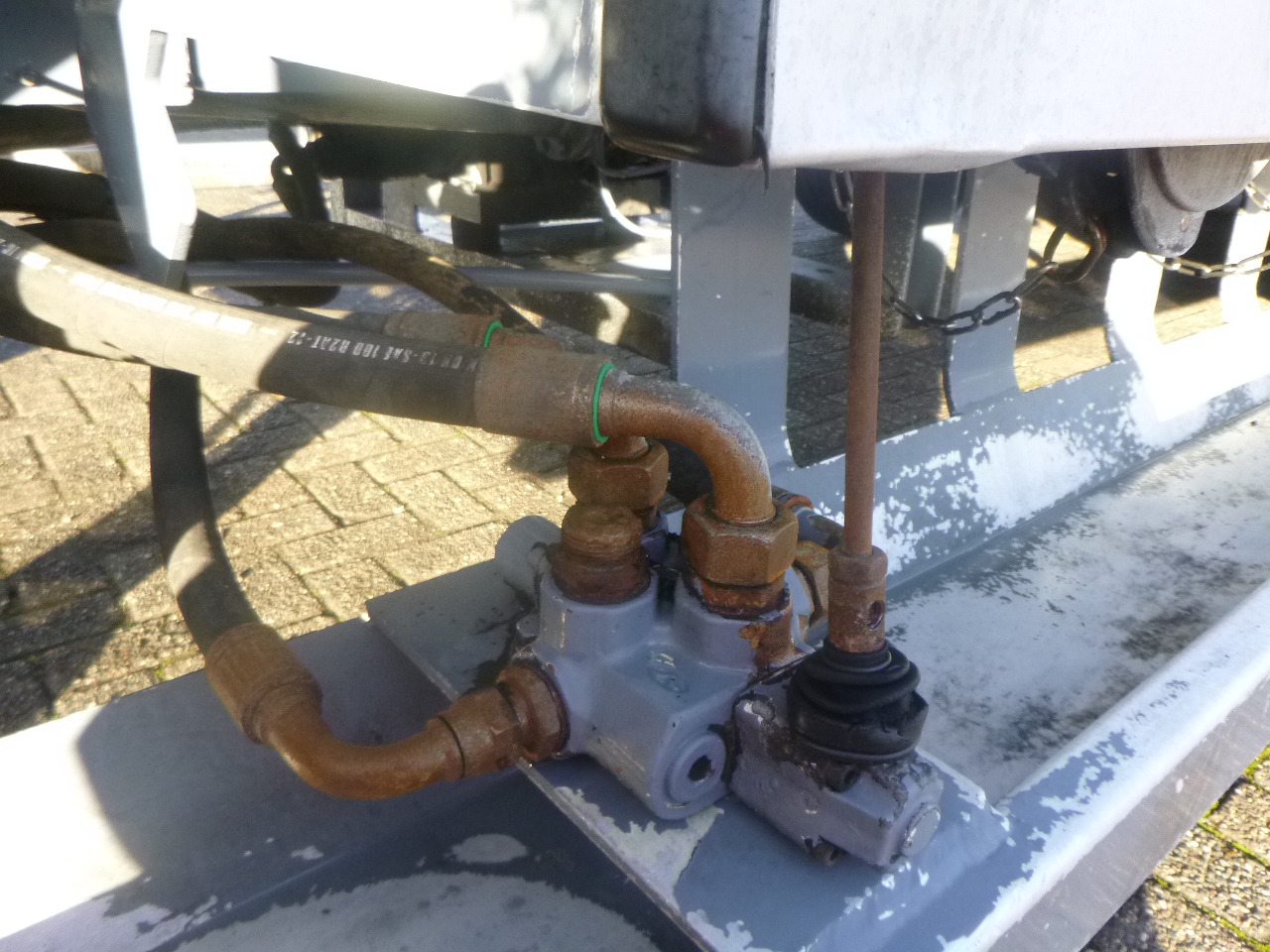 Cisterna semirremolque para transporte de combustible L.A.G. Fuel tank alu 44.4 m3 / 6 comp + pump: foto 10
