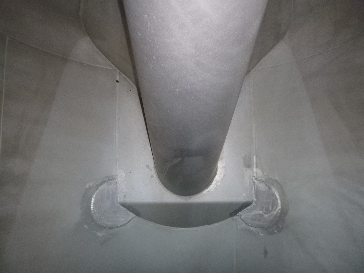 Cisterna semirremolque para transporte de harina L.A.G. Powder tank alu 60.5 m3 (tipping): foto 7