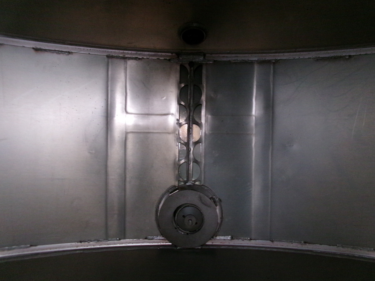 Cisterna semirremolque para transporte de combustible Lakeland Fuel tank alu 42.8 m3 / 6 comp + pump: foto 31