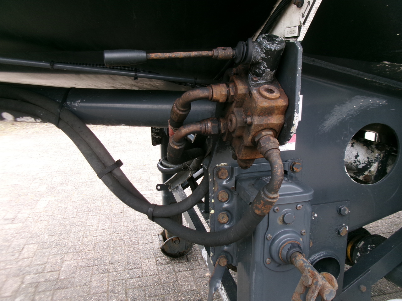 Cisterna semirremolque para transporte de combustible Lakeland Fuel tank alu 42.8 m3 / 6 comp + pump: foto 12