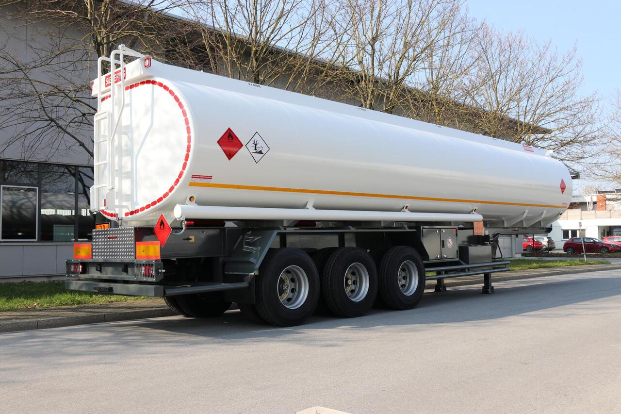 Cisterna semirremolque para transporte de combustible nuevo Sievering 45000 LITRES ADR SEMI REMORQUE CITERNE DE CARBURANT: foto 2