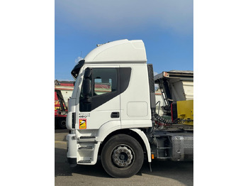 Cabeza tractora IVECO Stralis