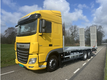 Portavehículos camión DAF XF 480