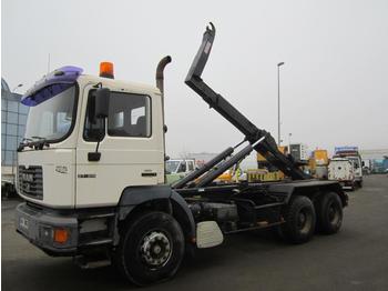 Multibasculante camión MAN 27.314