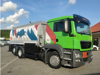 Cisterna camión MAN TGA 26.400