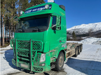 Multibasculante camión VOLVO FH16 700