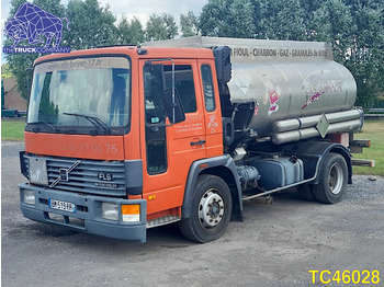 Cisterna camión VOLVO FL6
