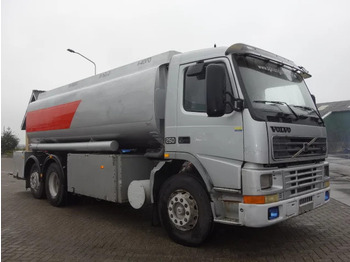 Cisterna camión VOLVO FM7