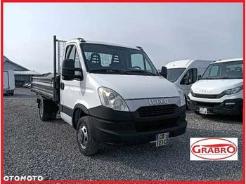 Volquete furgoneta IVECO Daily 35c13