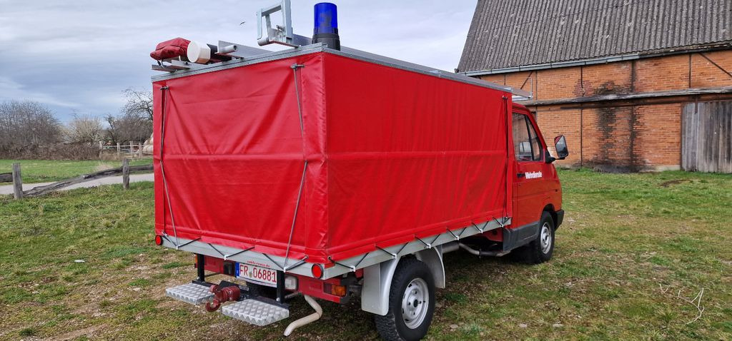 Furgoneta con caja de lona Renault nur 4200 km Feuerwehr Allrad: foto 5