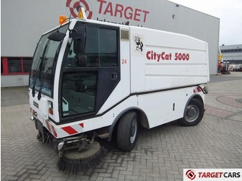 Bucher Citycat CC5000 Road Sweeper - Barredora vial