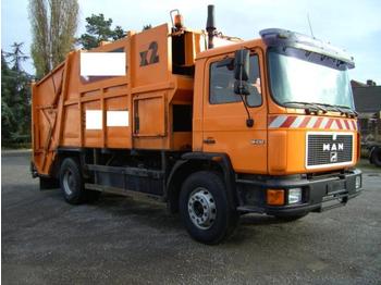 MAN 18.232 Müllwagen (schlechter Zustand) - Vehículo municipal