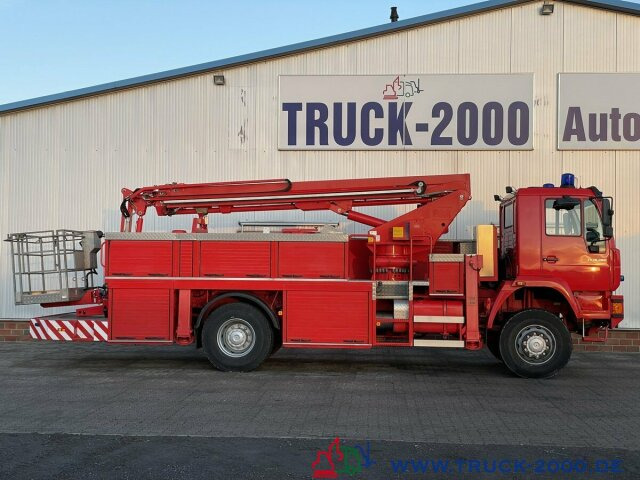 Camión de bomberos MAN 18.280 4x4 Feuerwehr 25m Höhe Rettungskorb: foto 10