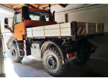 MERCEDES-BENZ Unimog U 404.102 - Vehículo municipal