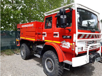 Camión de bomberos RENAULT M210: foto 1