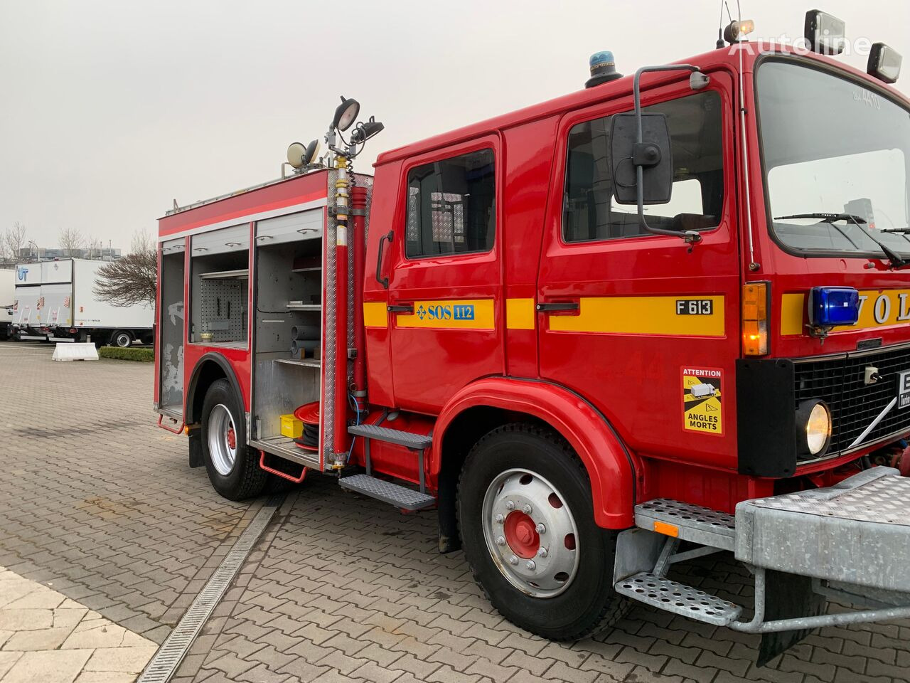 Camión de bomberos Volvo F613 Turbo / 2000l/min pump / 1000l foam / GOOD CONDITION: foto 21