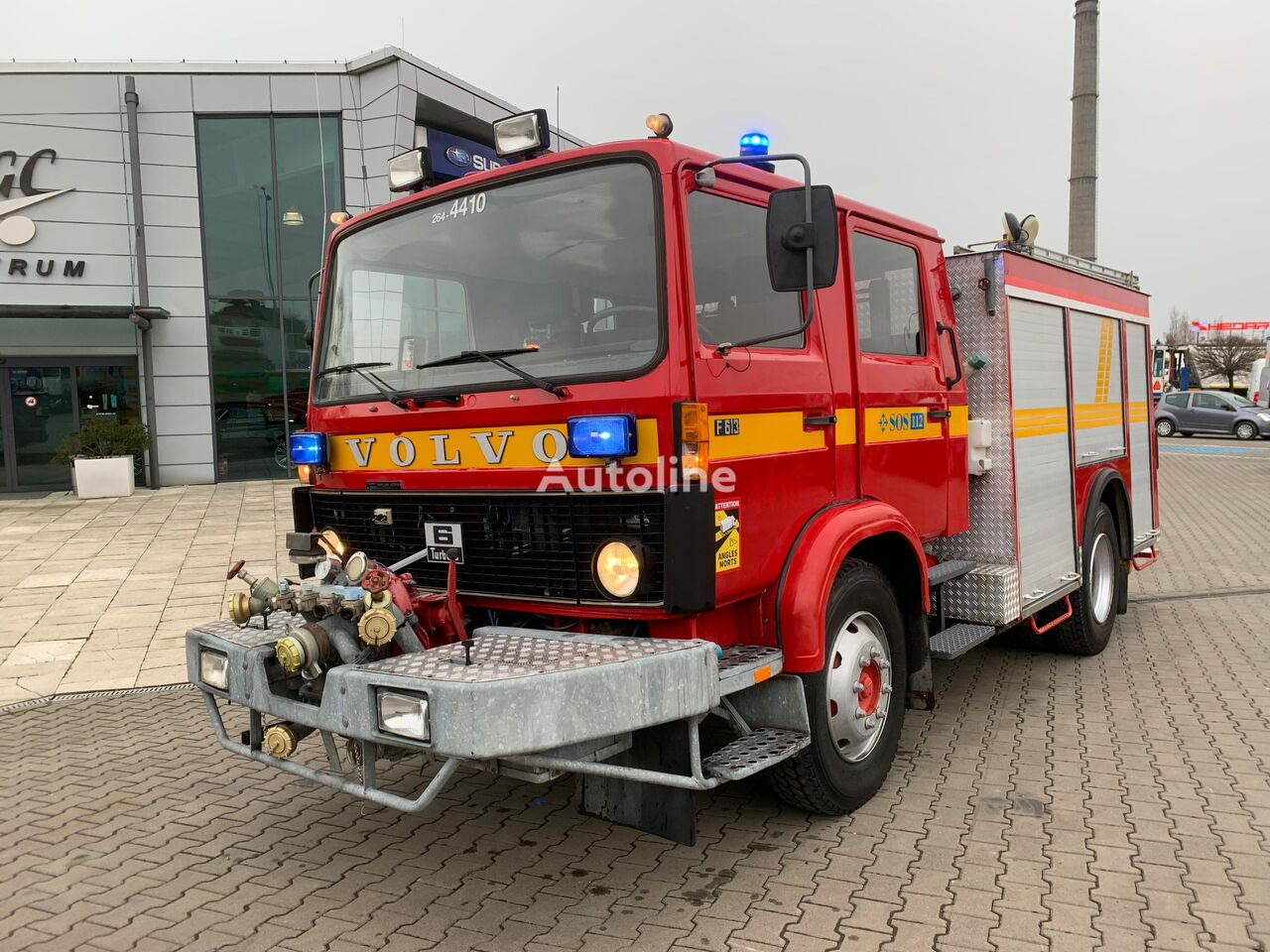 Camión de bomberos Volvo F613 Turbo / 2000l/min pump / 1000l foam / GOOD CONDITION: foto 3
