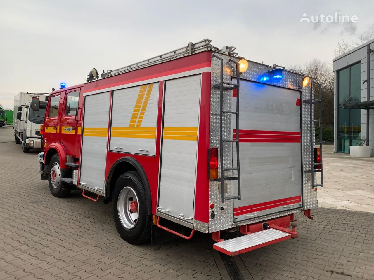 Camión de bomberos Volvo F613 Turbo / 2000l/min pump / 1000l foam / GOOD CONDITION: foto 8