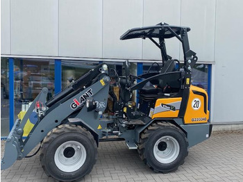 Giant G2200 HD Radlader Hoflader - Cargadora articulada: foto 1
