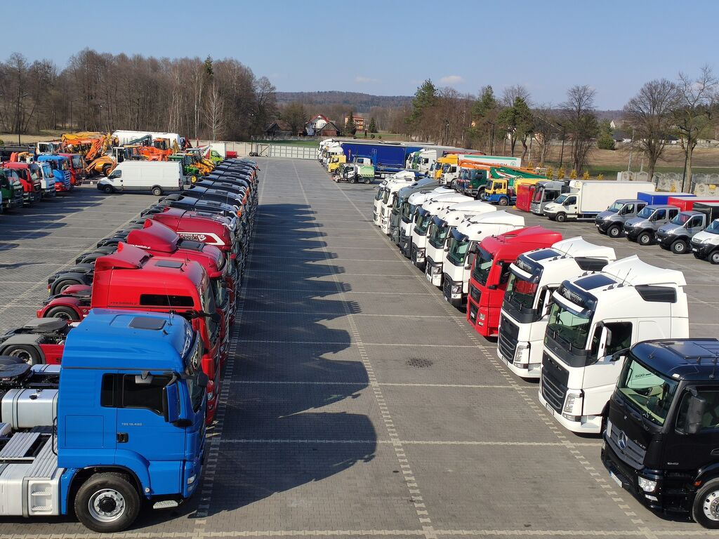 DUETDUDA - Maquinaria de construcción undefined: foto 26