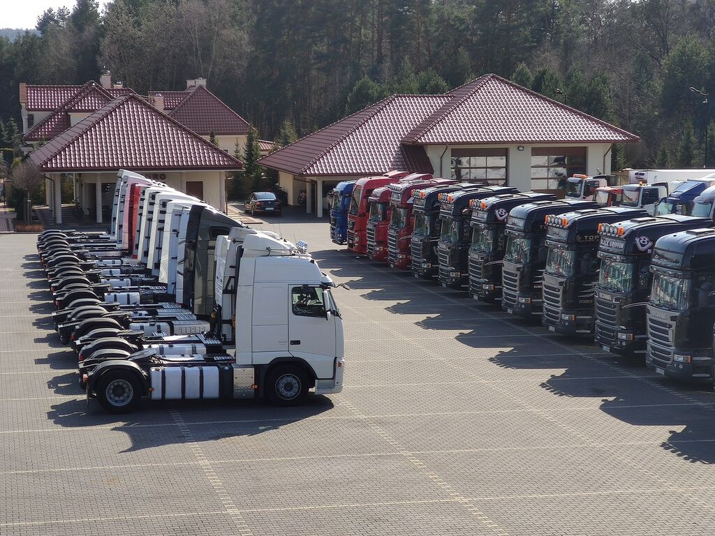 DUETDUDA - Maquinaria de construcción undefined: foto 23