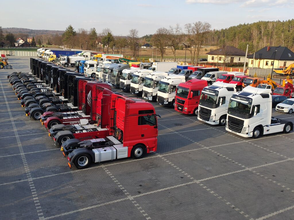 DUETDUDA - Maquinaria de construcción undefined: foto 25