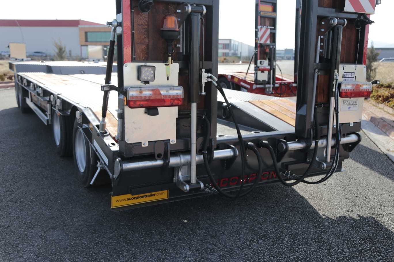 SCORPION TRAILER undefined: foto 57