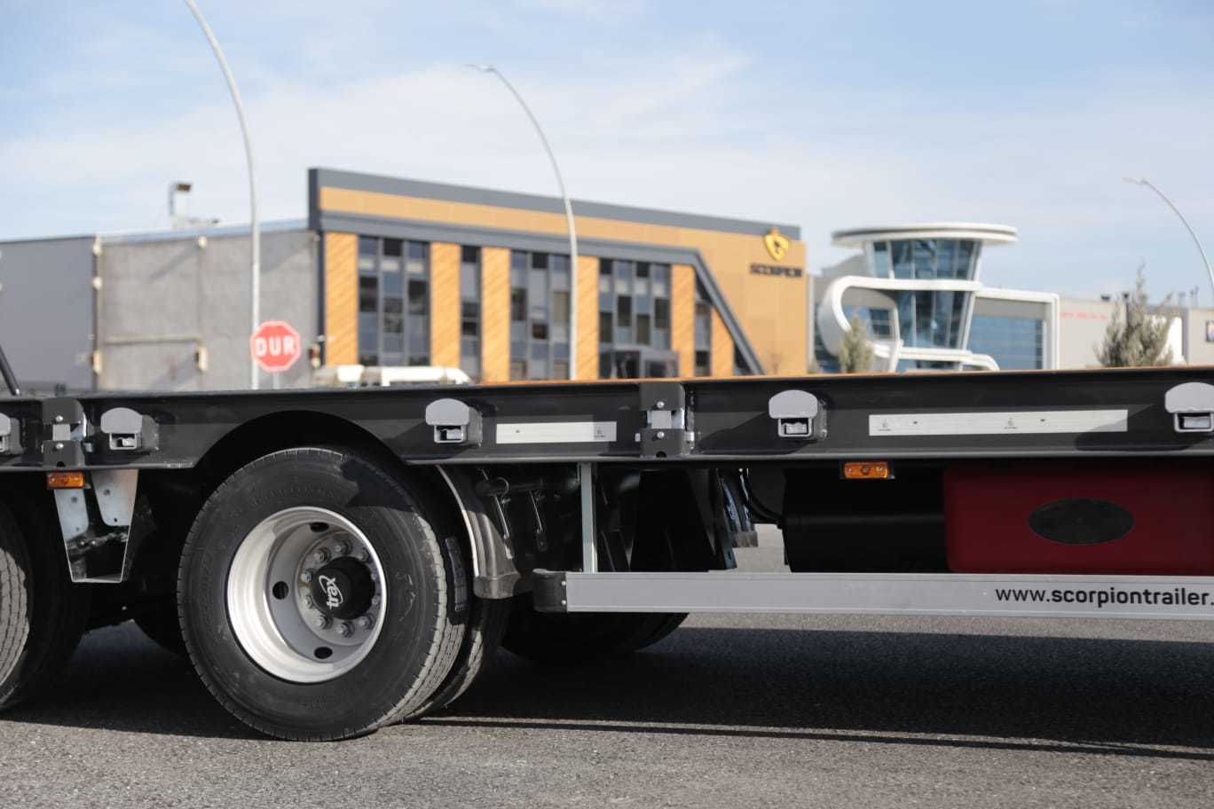 SCORPION TRAILER undefined: foto 56