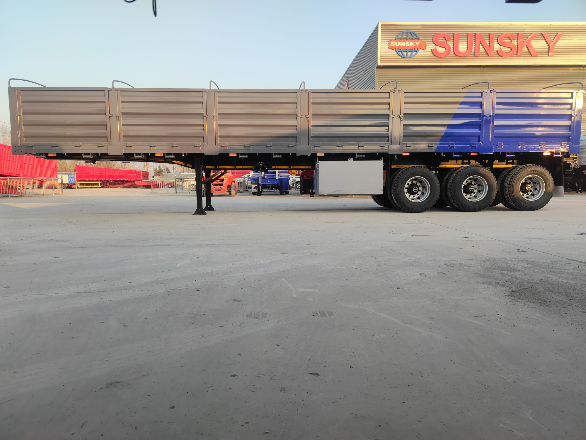 Xiamen Sunsky Vehicle Co.,Ltd - Camiones - diésel, aire acondicionado undefined: foto 1