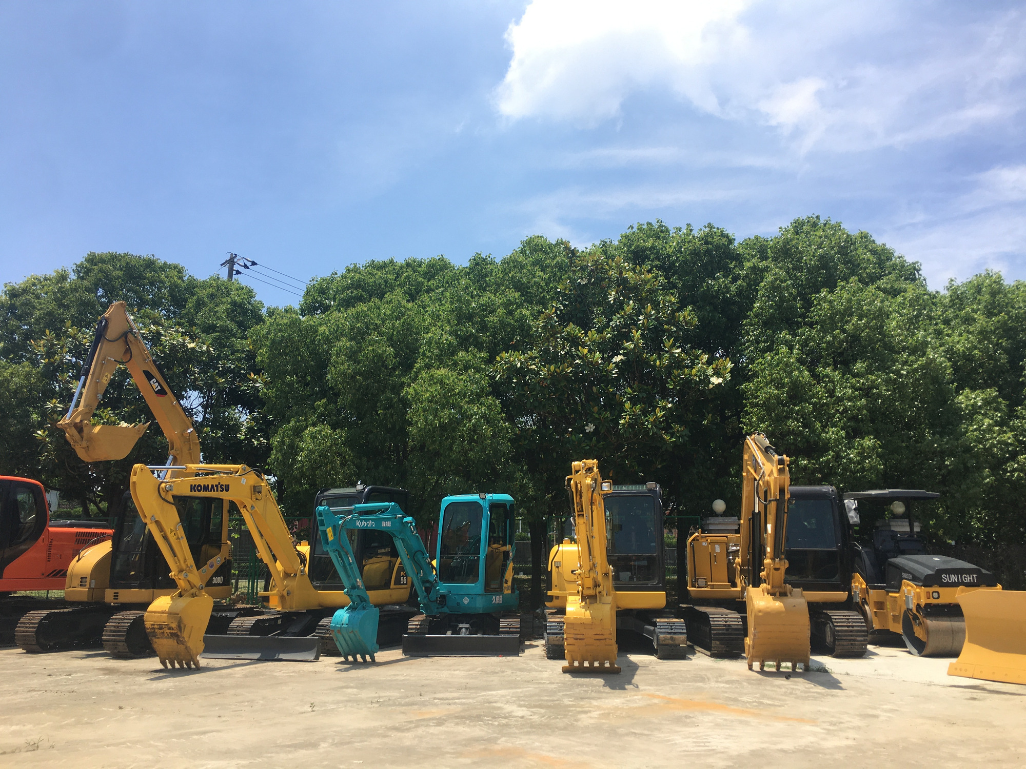 Sunight Development Company Limited - Camiones - Euro 2, caja de cambios: automática undefined: foto 10