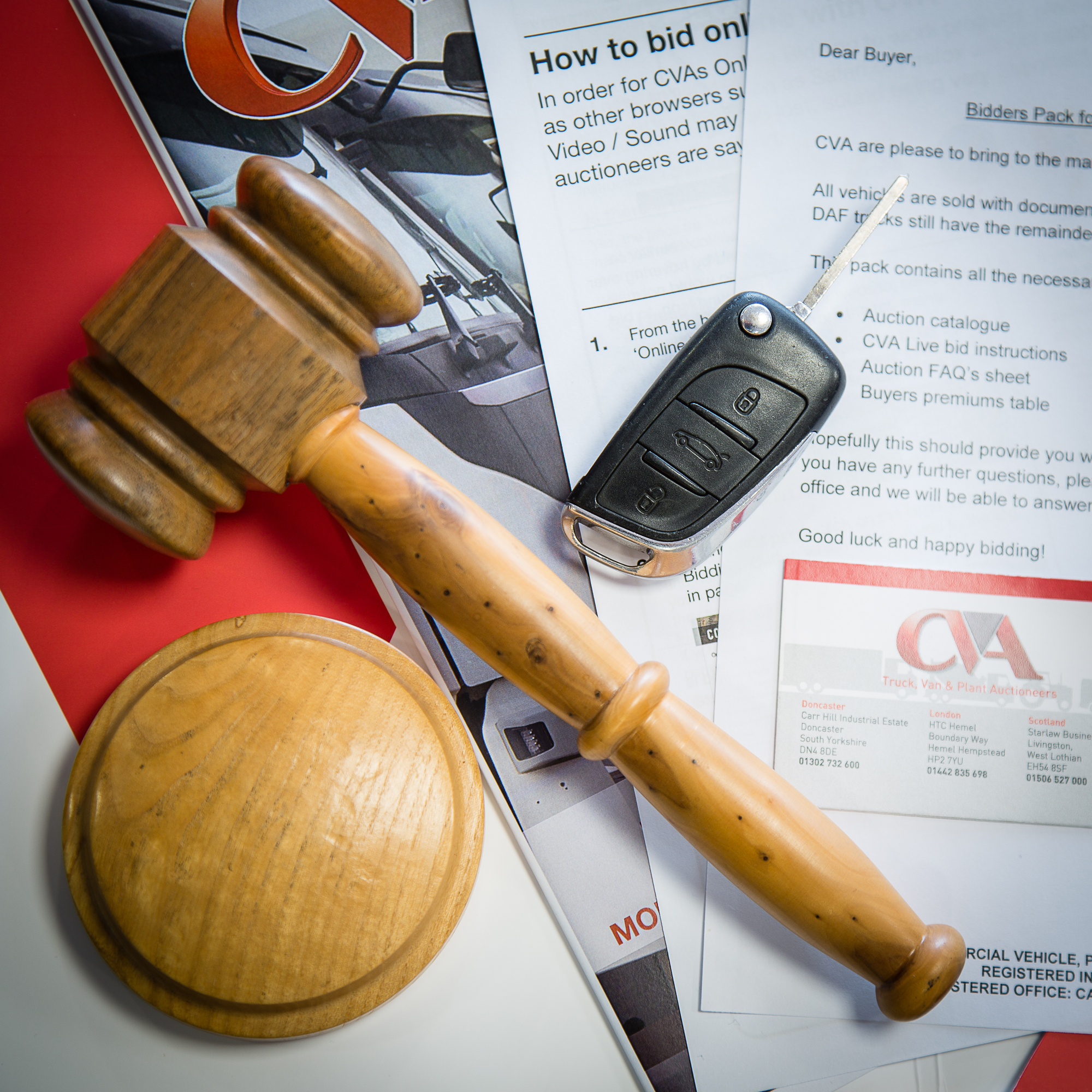 COMMERCIAL VEHICLE AUCTIONS LIMITED - Remolques - Año: 2022 undefined: foto 1