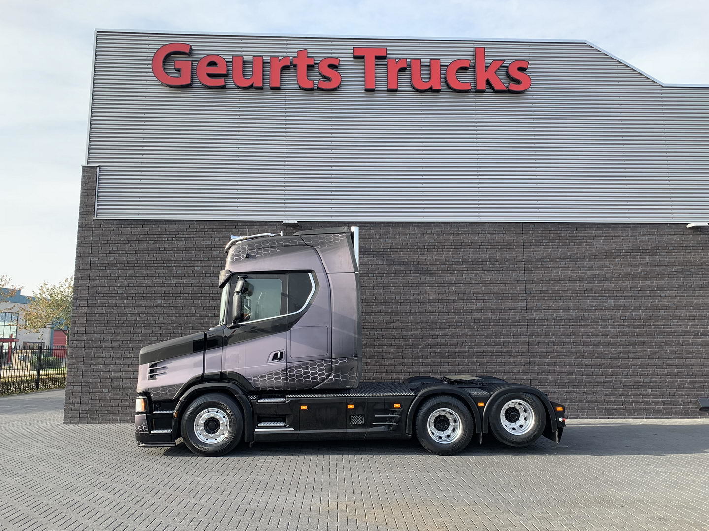 Geurts Trucks B.V. - Implementos undefined: foto 19