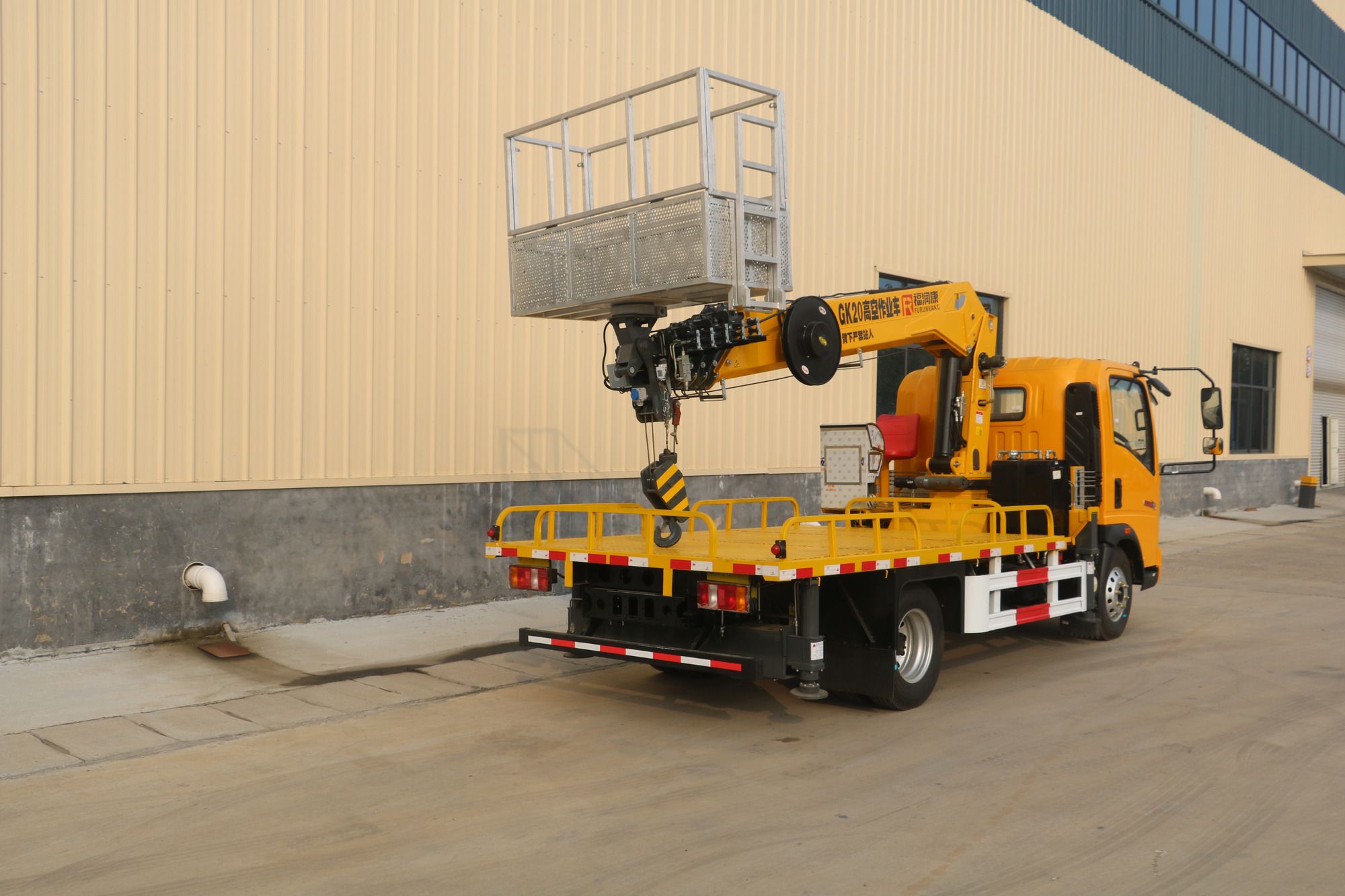 SHANGHAI XUANXIN MACHINERY Co.,LTD - Maquinaria de construcción XCMG ZL50 - Año: 2024 undefined: foto 66