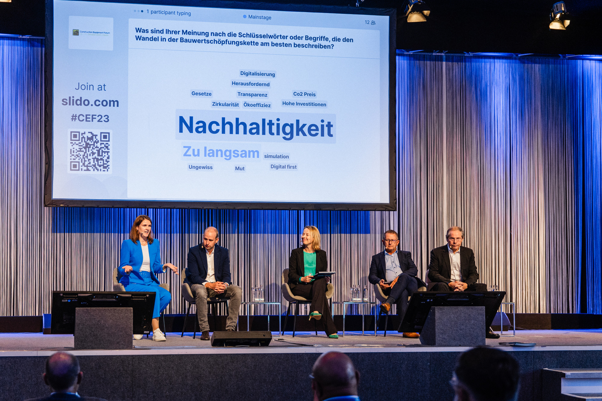 Construction Equipment Forum undefined: foto 4