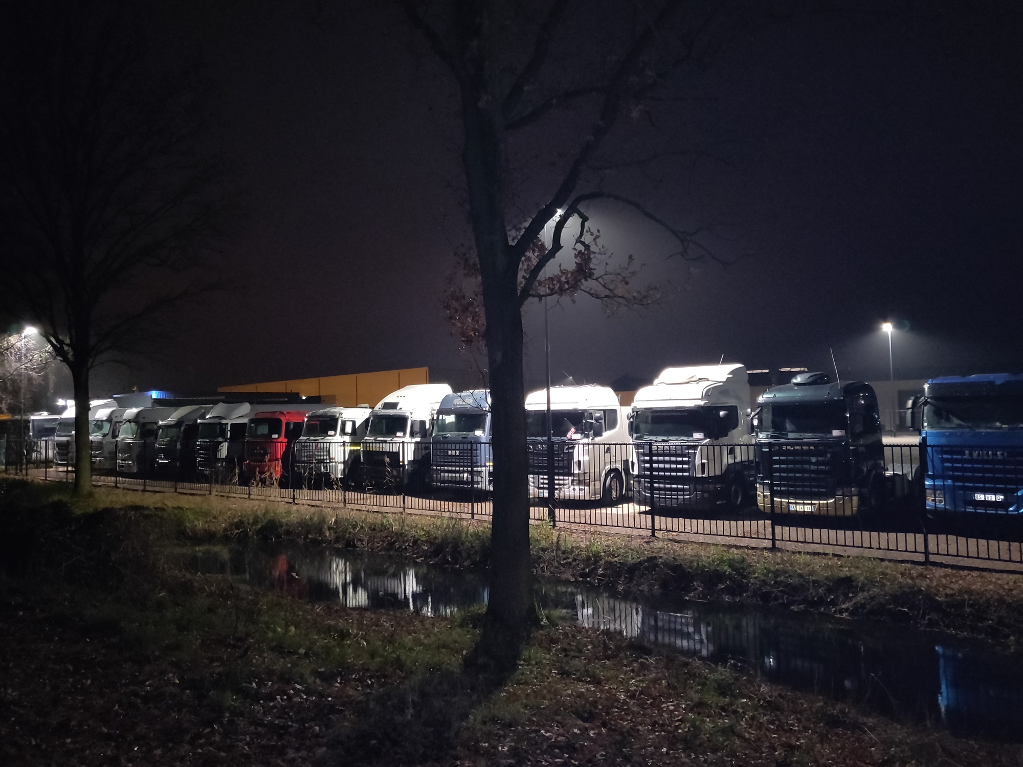 Truck Trading Holland - anuncios sobre venta undefined: foto 20