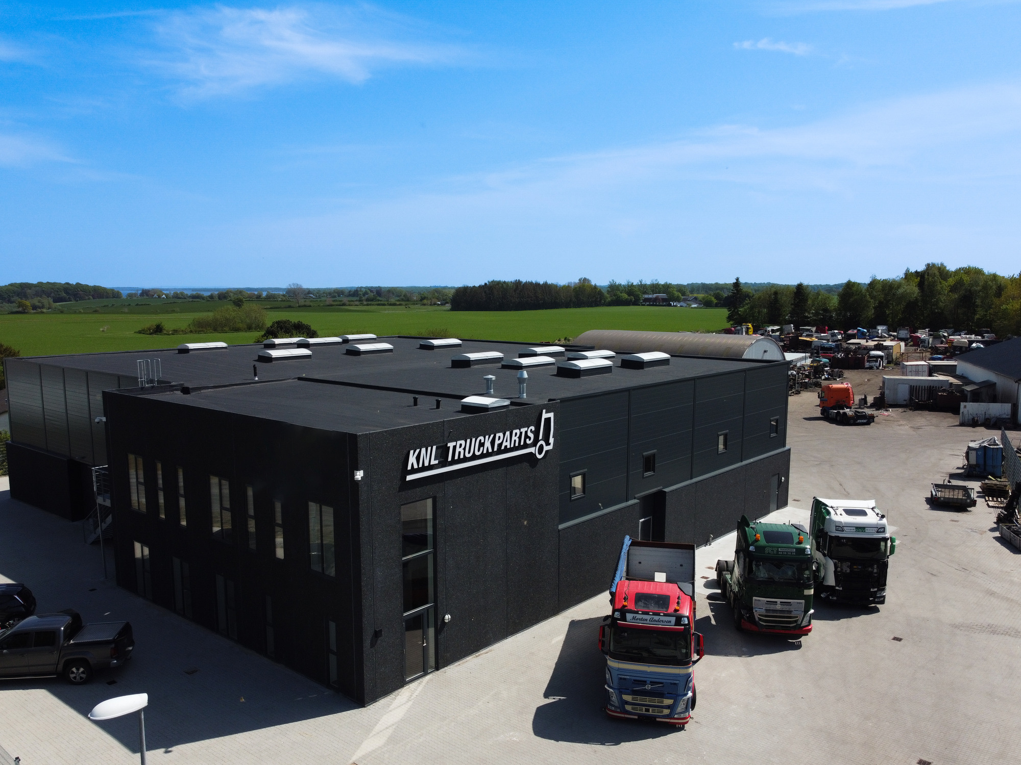 KNL TRUCKPARTS ApS - anuncios sobre venta undefined: foto 1