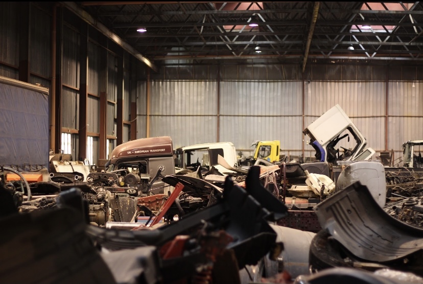 EGDA truckparts - Piezas de recambio HELLA undefined: foto 12