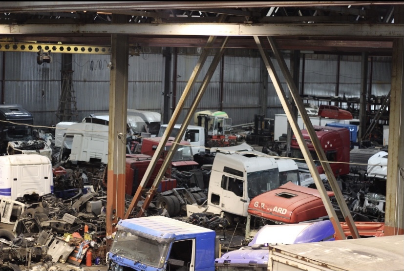 EGDA truckparts - Piezas de recambio HELLA undefined: foto 10