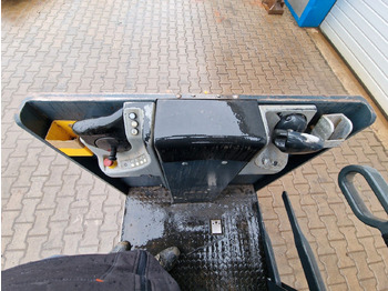 Recoge pedidos Jungheinrich EKS 310 k Bj 2005 Hochhub Kommissionierer: foto 5 Recoge pedidos Jungheinrich EKS 310 k Bj 2005 Hochhub Kommissionierer: foto 5