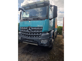 Camión forestal MERCEDES-BENZ Arocs 2651