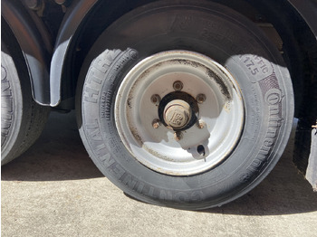 Leasing financiero de Möslein TPW 105 D Schwebheim  Tandem- Planenanhänger Durchladbar leasing Möslein TPW 105 D Schwebheim  Tandem- Planenanhänger Durchladbar: foto 2