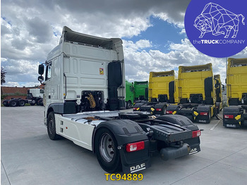 Cabeza tractora DAF XF 105 460: foto 3
