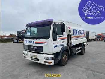 Cisterna camión MAN L2000