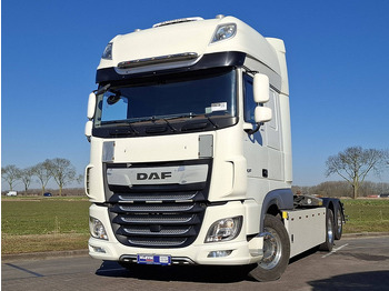 Multibasculante camión DAF XF 480