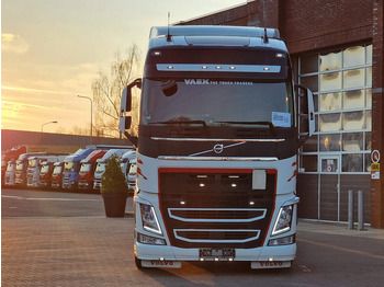 Leasing financiero de Volvo FH 13.460 Globetrotter 6x2*4 - BDF - I Parkcool - 4.90 WB - Full air - Navi leasing Volvo FH 13.460 Globetrotter 6x2*4 - BDF - I Parkcool - 4.90 WB - Full air - Navi: foto 2 Leasing financiero de Volvo FH 13.460 Globetrotter 6x2*4 - BDF - I Parkcool - 4.90 WB - Full air - Navi leasing Volvo FH 13.460 Globetrotter 6x2*4 - BDF - I Parkcool - 4.90 WB - Full air - Navi: foto 2