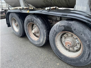 Cisterna semirremolque para transporte de substancias químicas Magyar: foto 4 Cisterna semirremolque para transporte de substancias químicas Magyar: foto 4