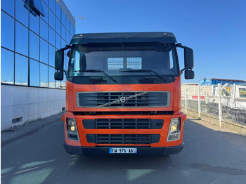 Portacontenedor de cadenas camión Volvo FM 380: foto 2