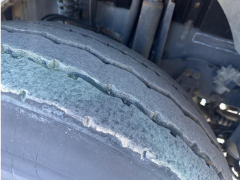 Portacontenedor de cadenas camión Volvo FM 380: foto 4