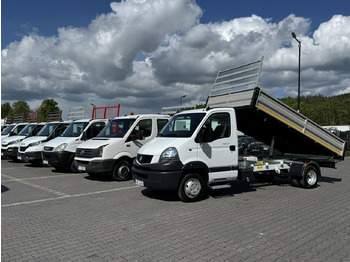 Volquete furgoneta RENAULT Mascott