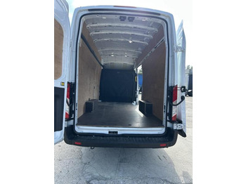 Furgón Ford Transit 2.0: foto 4